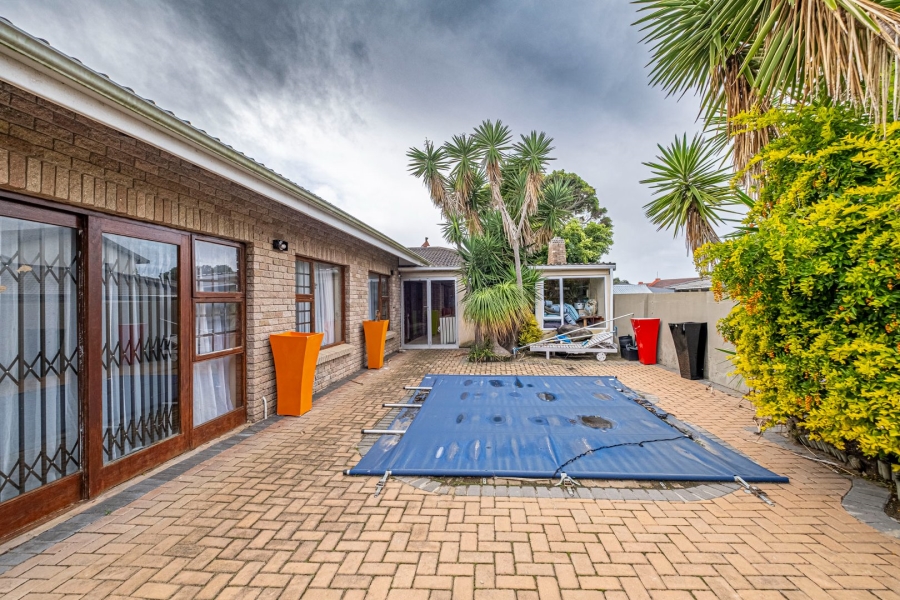 3 Bedroom Property for Sale in Seaview Eastern Cape